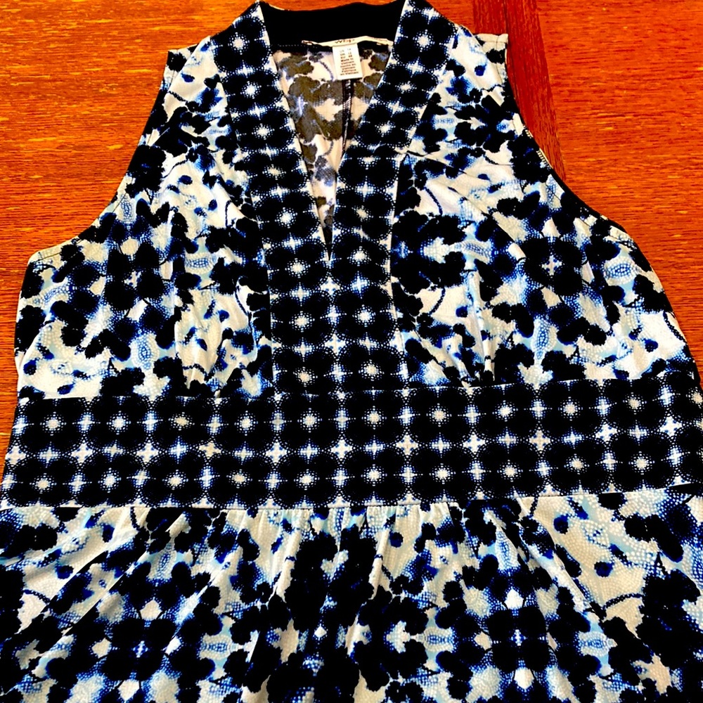 Beautiful dress!
